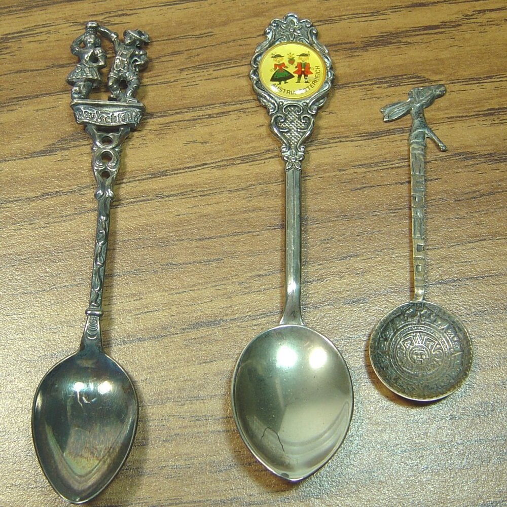 3 souvenir collector spoons-Deutschland, Austria & Mexico